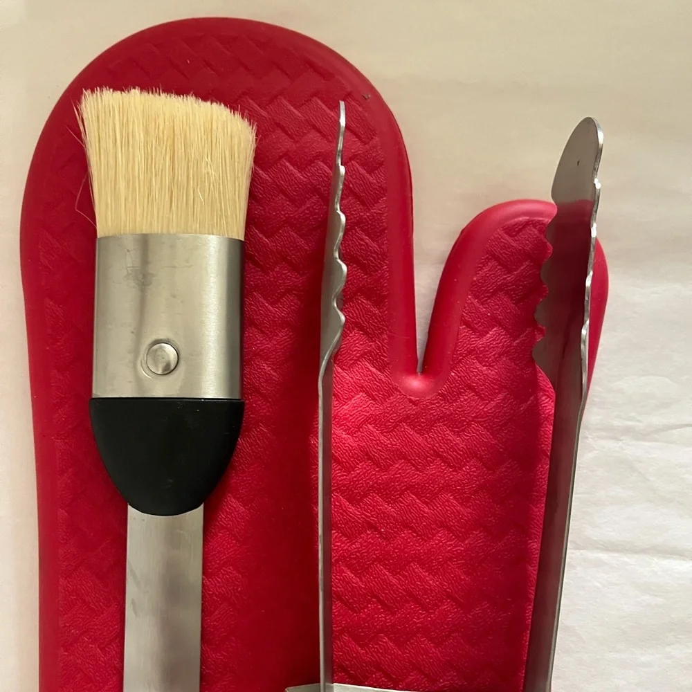OXO Good Grips BBQ tools w/ Cuisinart oven mit. Still have tags. Never used.